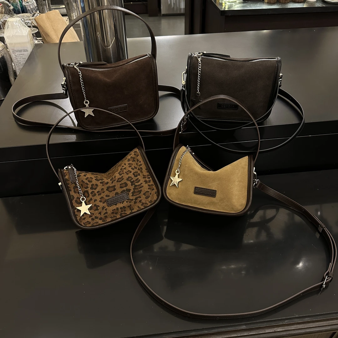 2025秋冬新款大气百搭手提肩挎精致洋气手机包女包 DZ 25078