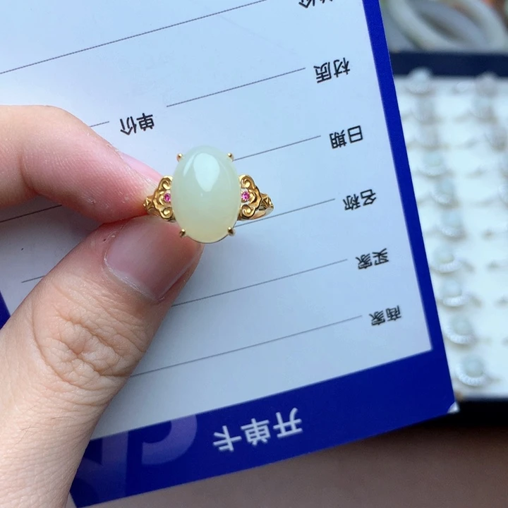 和田玉珠宝半成品未镶嵌晚**情