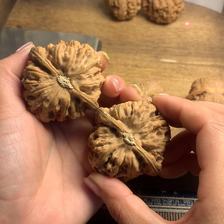吊坠文玩核桃L*鹏粗筋