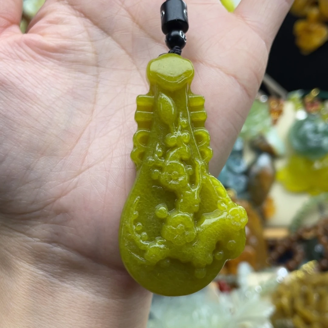 未镶嵌蛇纹石玉颈饰