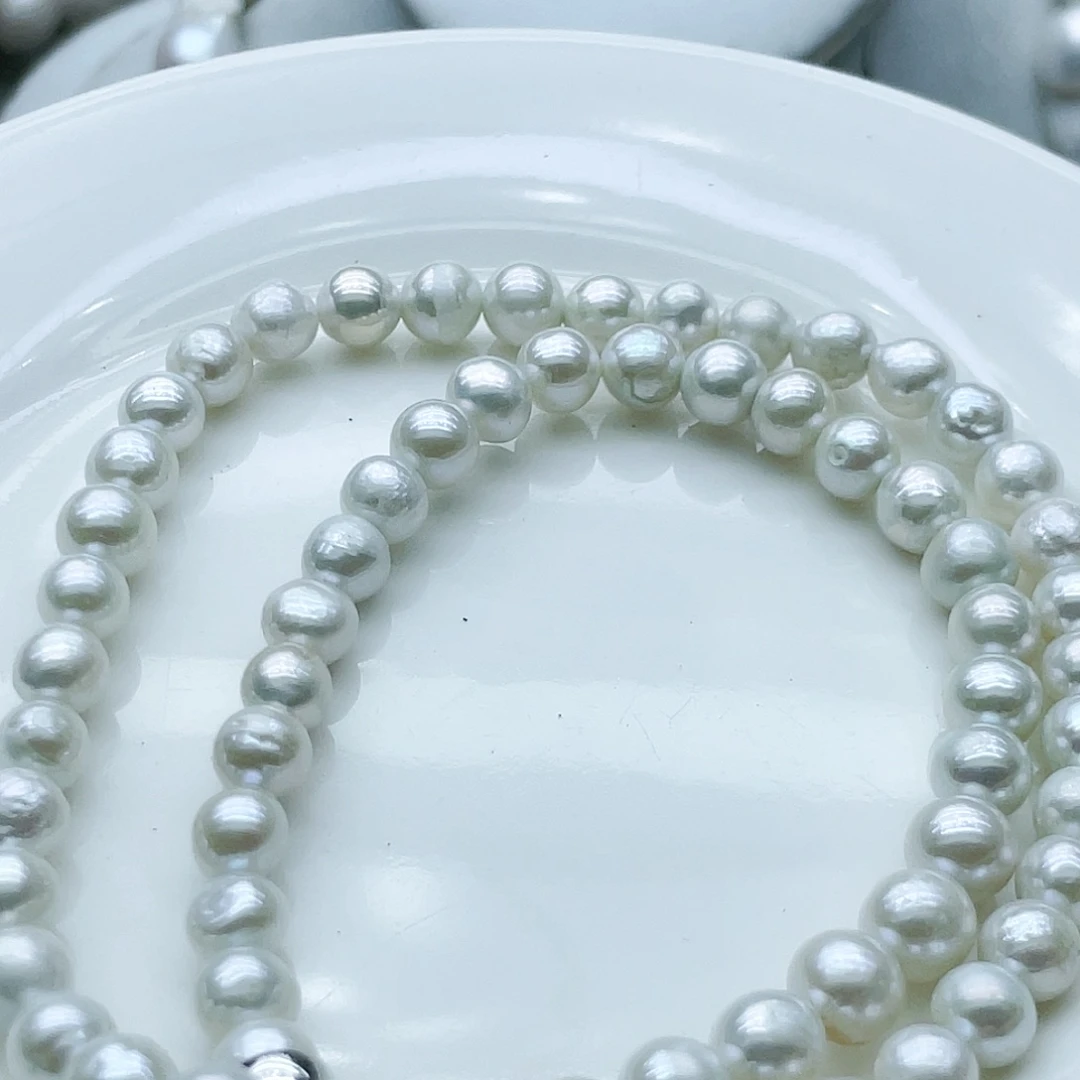 淡水珍珠颈饰钛钢