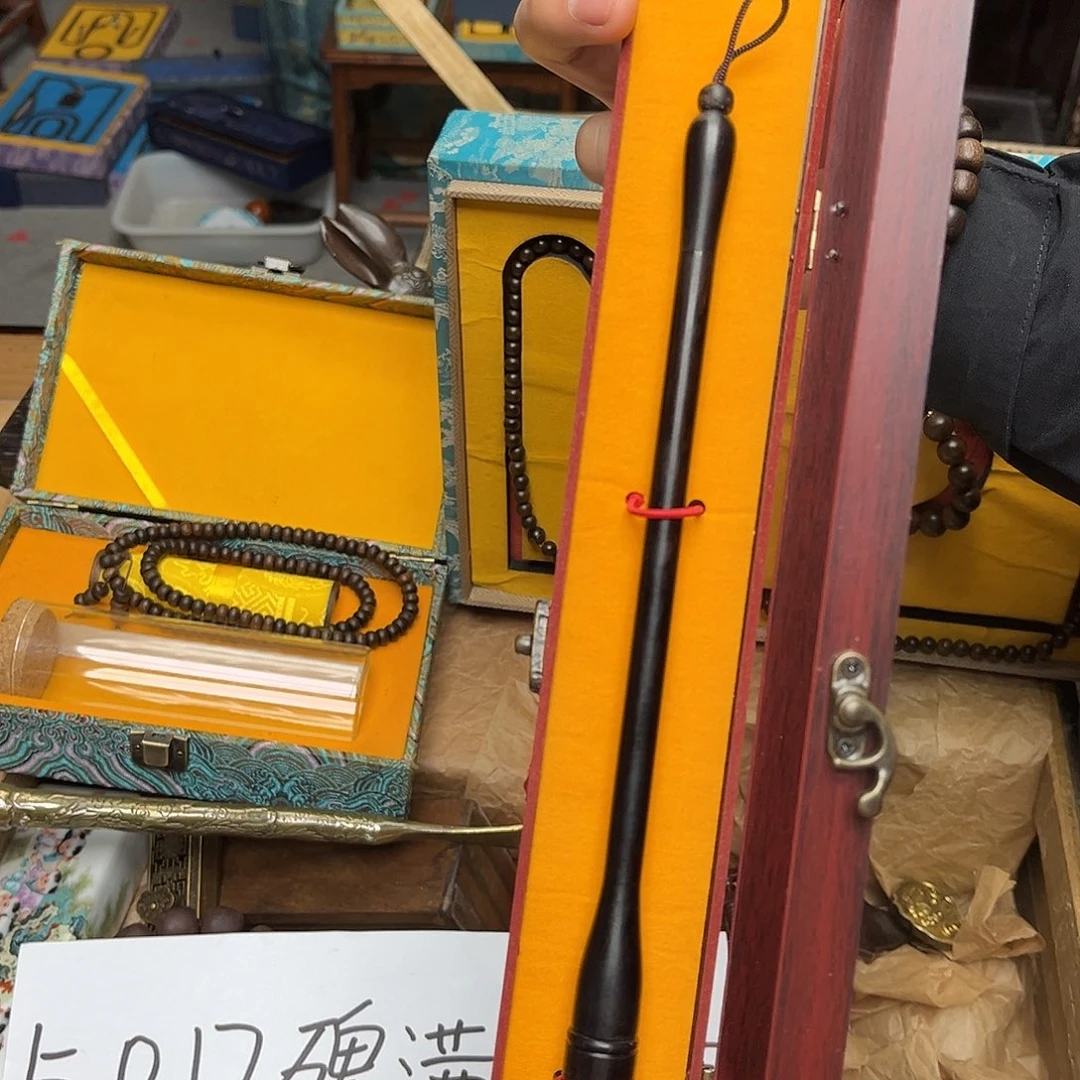 大叶紫檀（黑酸枝木类）