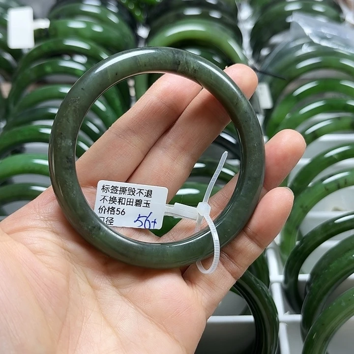 和田玉（碧玉）未镶嵌手镯细条56有瑕