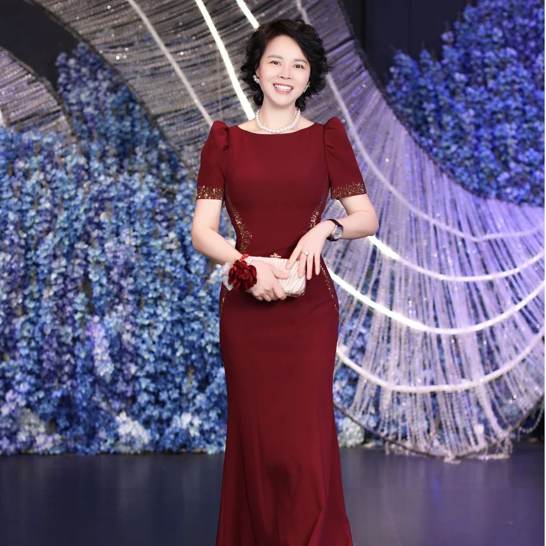 BOFEINA/帛妃娜高定宴会酒红色气质修身喜妈妈高贵奢华婚庆礼服