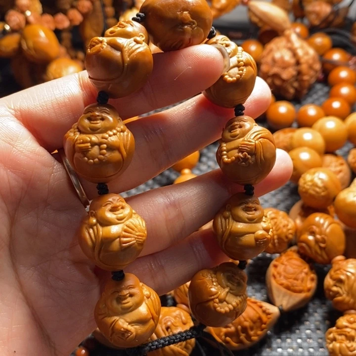 吊坠橄榄核光背弥勒