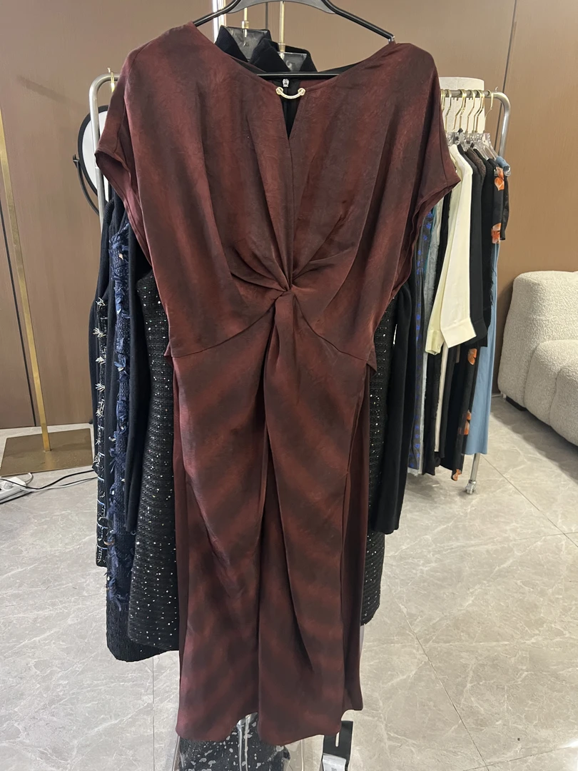 【LLJR】设计师气质轻奢显瘦无袖收腰连衣裙245038