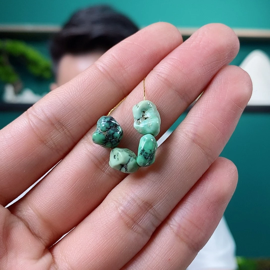 未镶嵌绿松石珠宝奇石