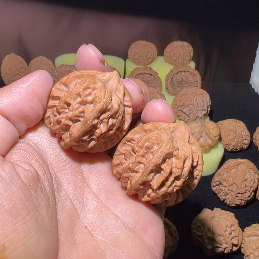 把件文玩核桃全品无修，边肚高同尺曹大龙