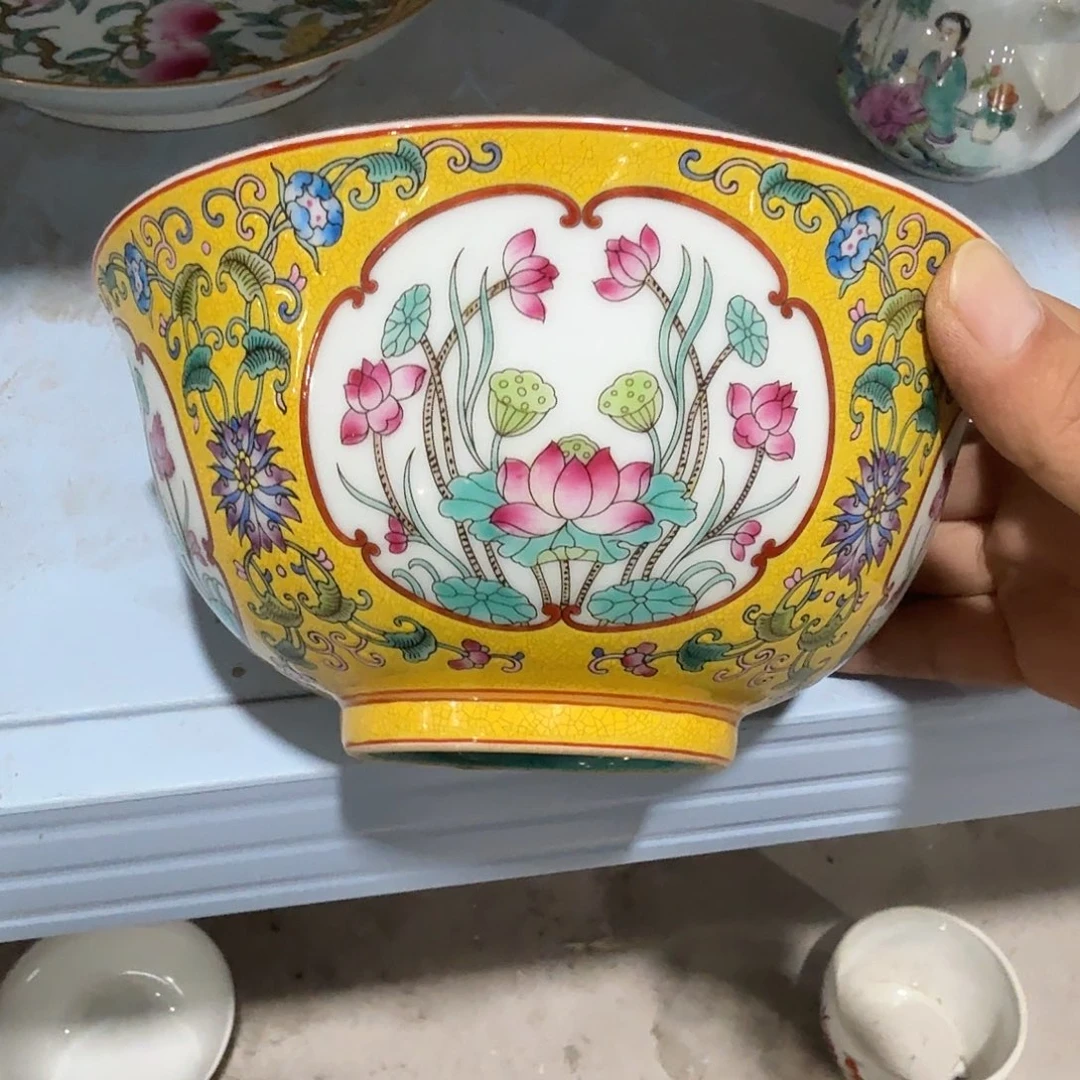瓷片摆件等物品等都会