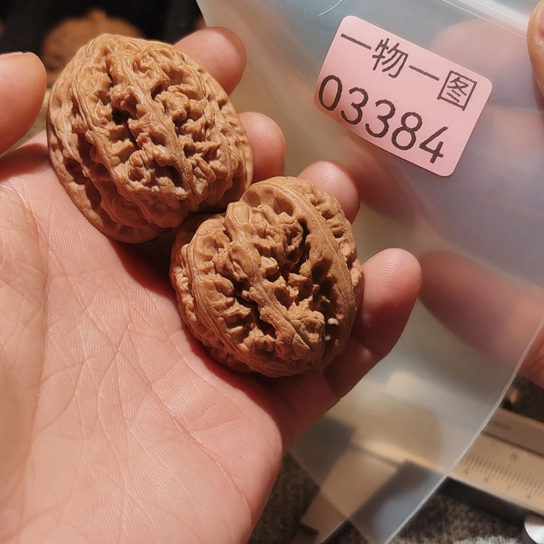 文玩核桃把件粗筋