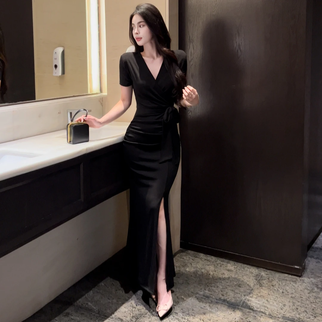 V领绑带收腰连衣裙女2025夏季新款韩系气质轻熟风长裙