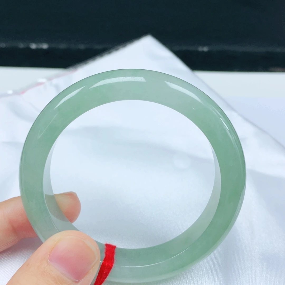 翡翠未镶嵌手镯51