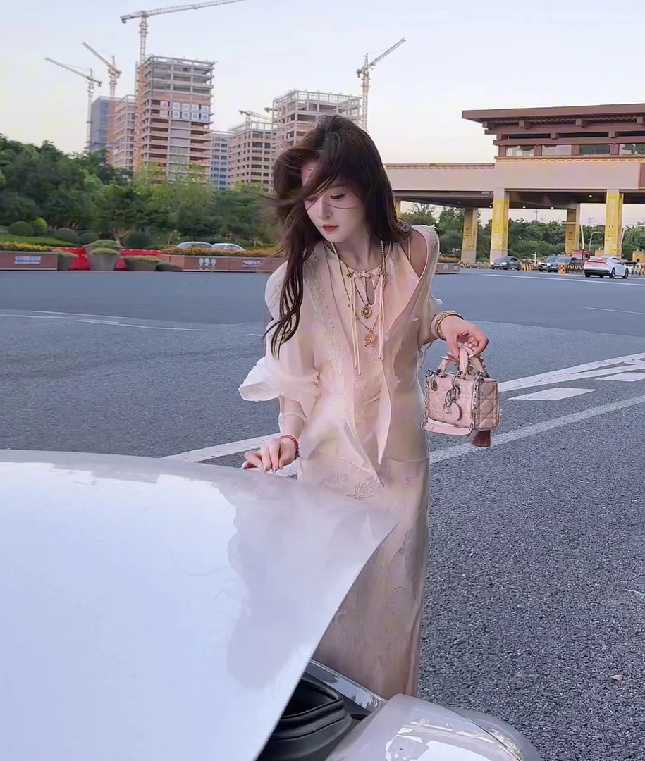 【婷婷】《妲己》100人丝 斜丝裁挂脖旗袍套装 TTZ2SX797 【Q】