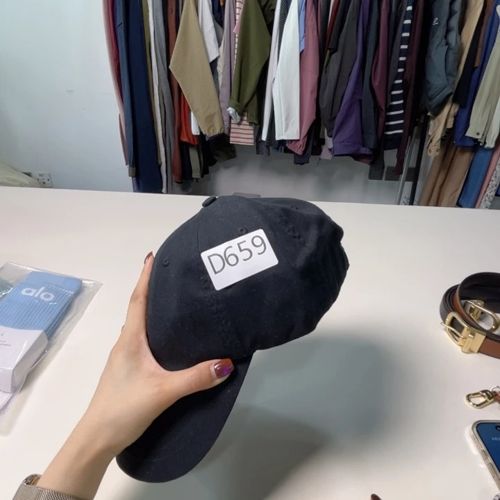 瓷片黑红？？？？？？？？？？？？？？
