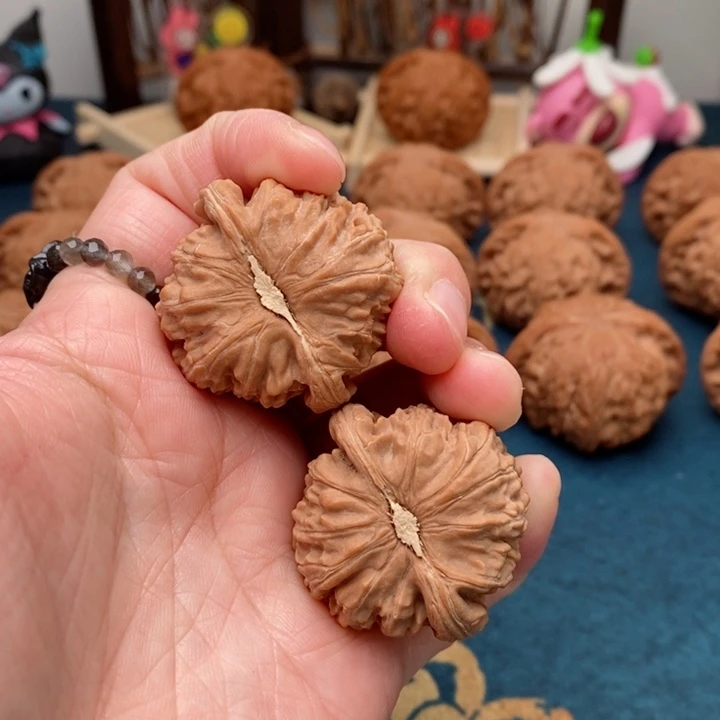 文玩核桃把件糖****·白狮子35