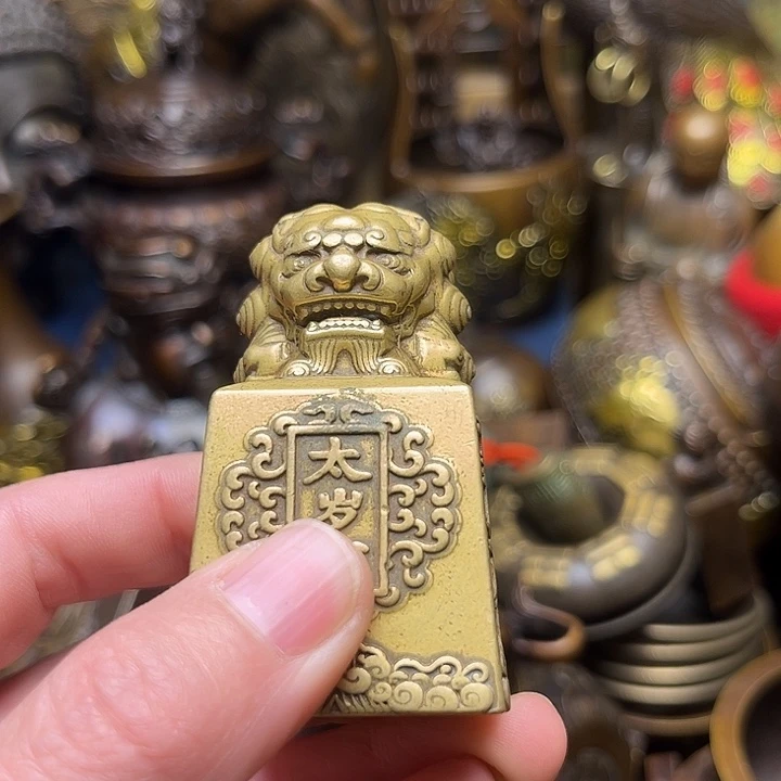 精美铜器批发档口