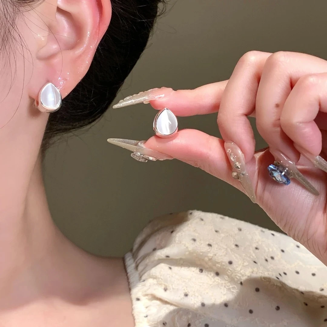 双面水滴耳扣女2025新款爆款小众轻奢时尚百搭温柔耳环