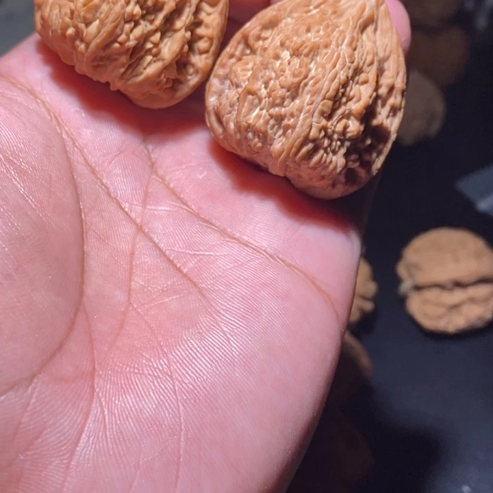 把件文玩核桃果**.塔尖