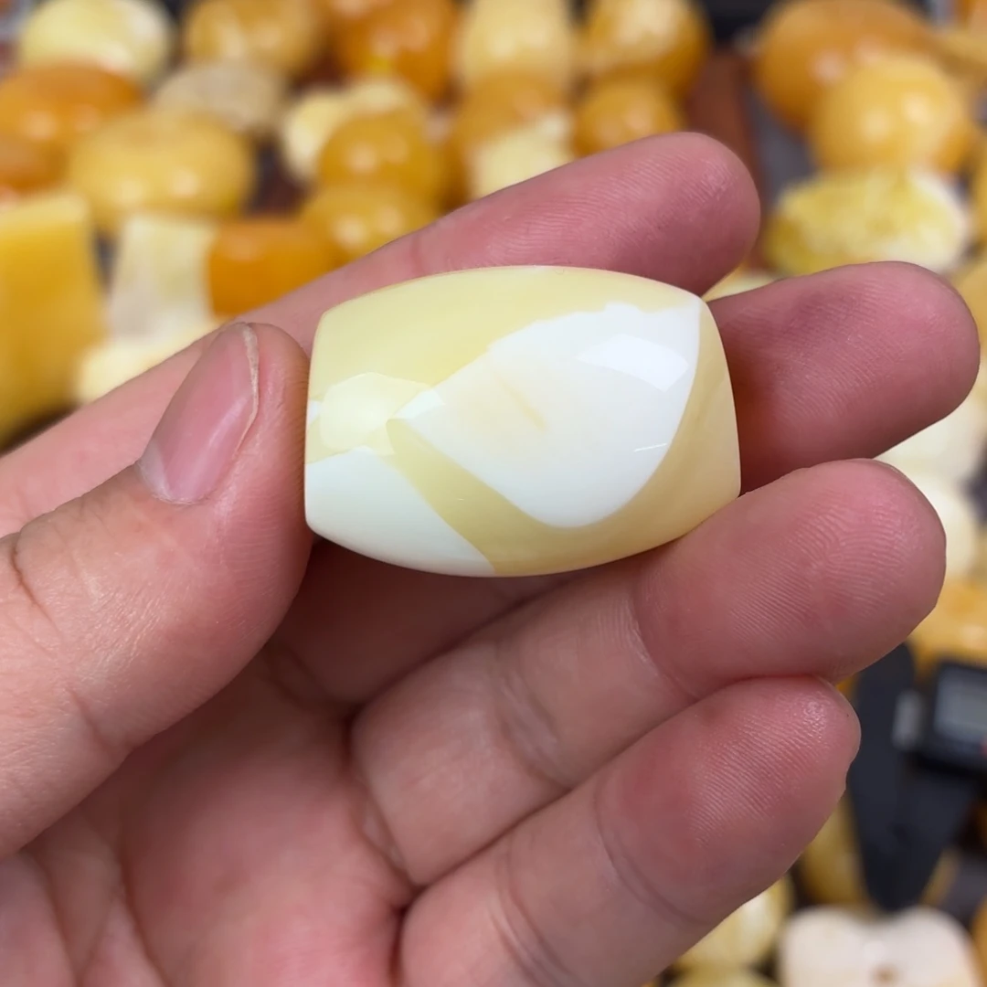 蜜蜡未镶嵌吊坠(不含链)