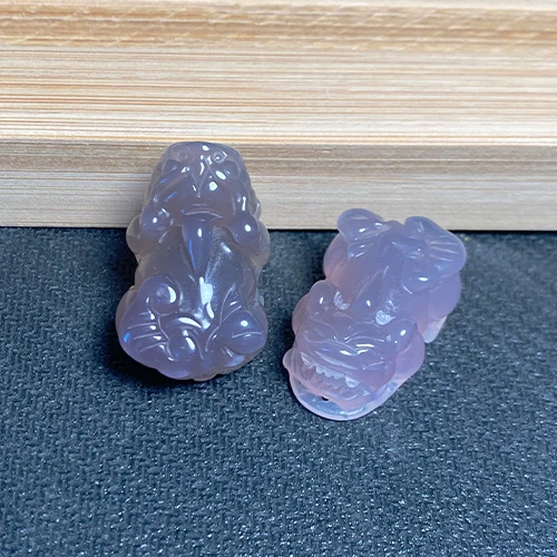 天然玛瑙玉髓貔貅吊坠（任选其一）