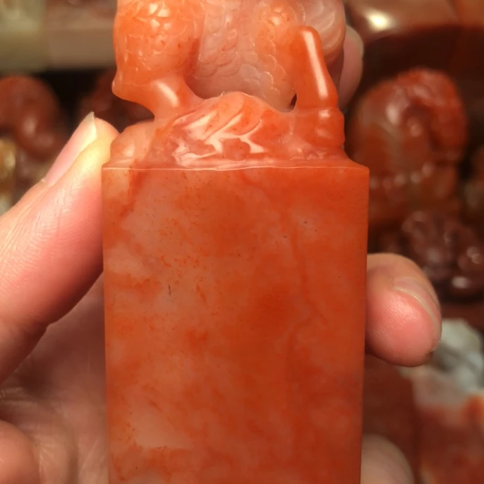 结晶芙蓉石瑞兽呈祥印章 重量可观尺寸合适