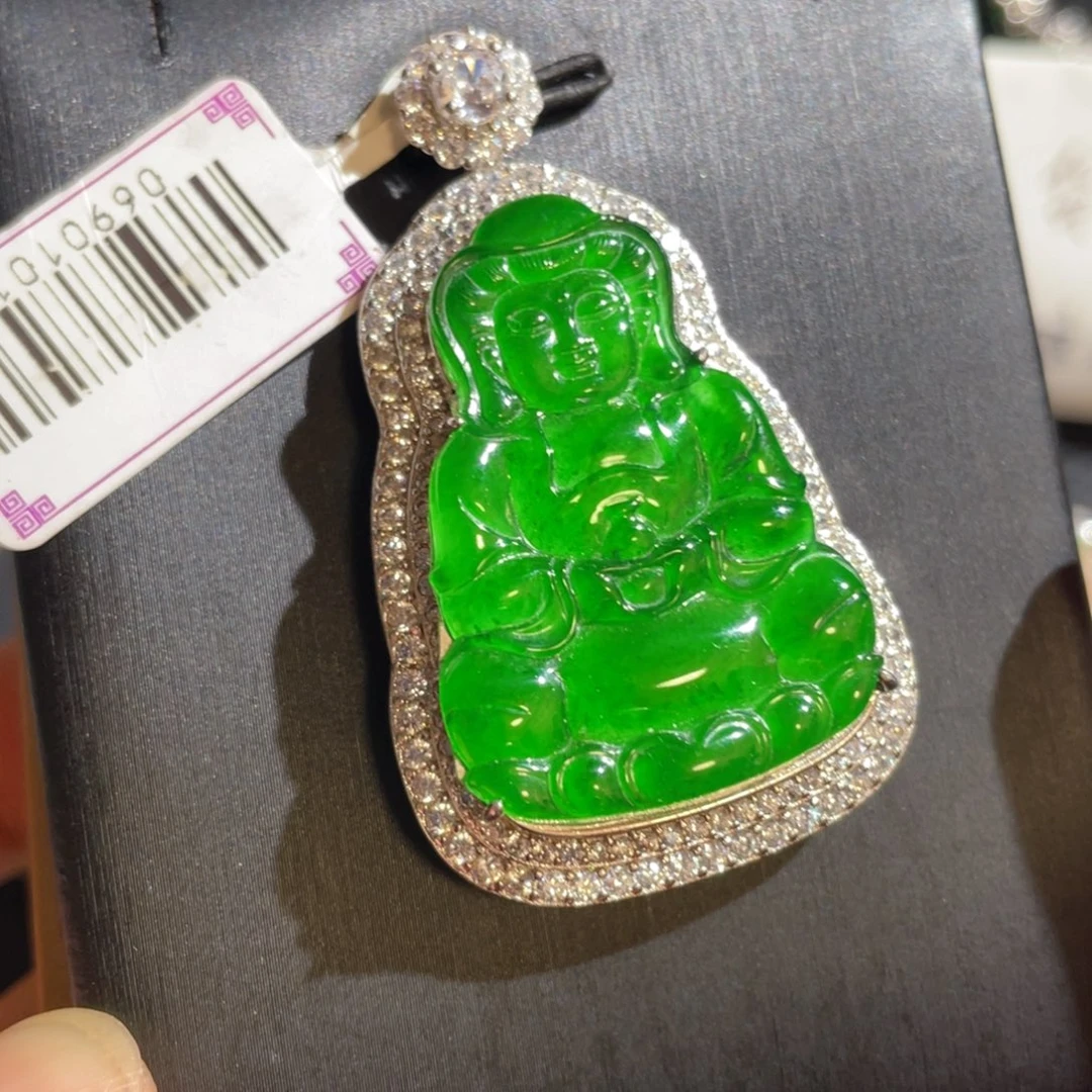 翡翠未镶嵌颈饰吊坠