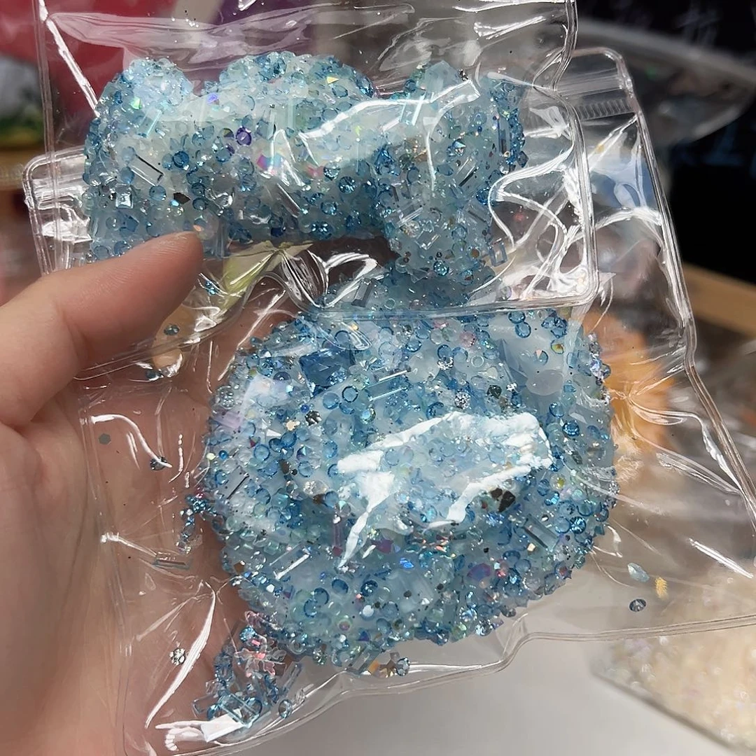 硅胶蓝色满钻夜光玫瑰+糖果