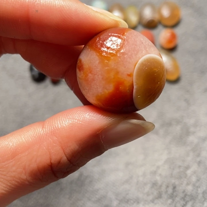 喜***玛瑙/玉髓未镶嵌珠宝奇石