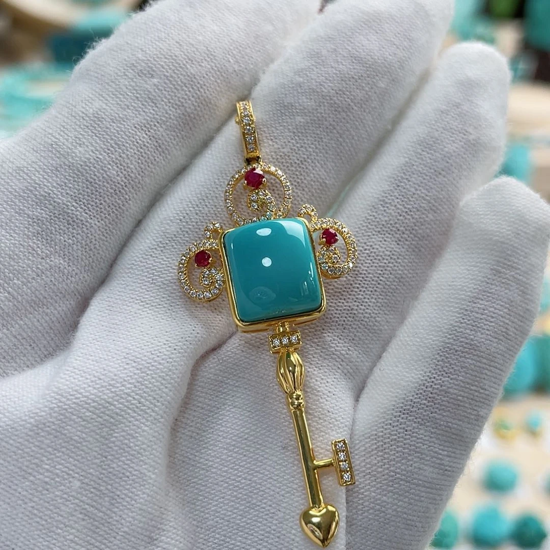 绿松石珠宝奇石18K金镶嵌