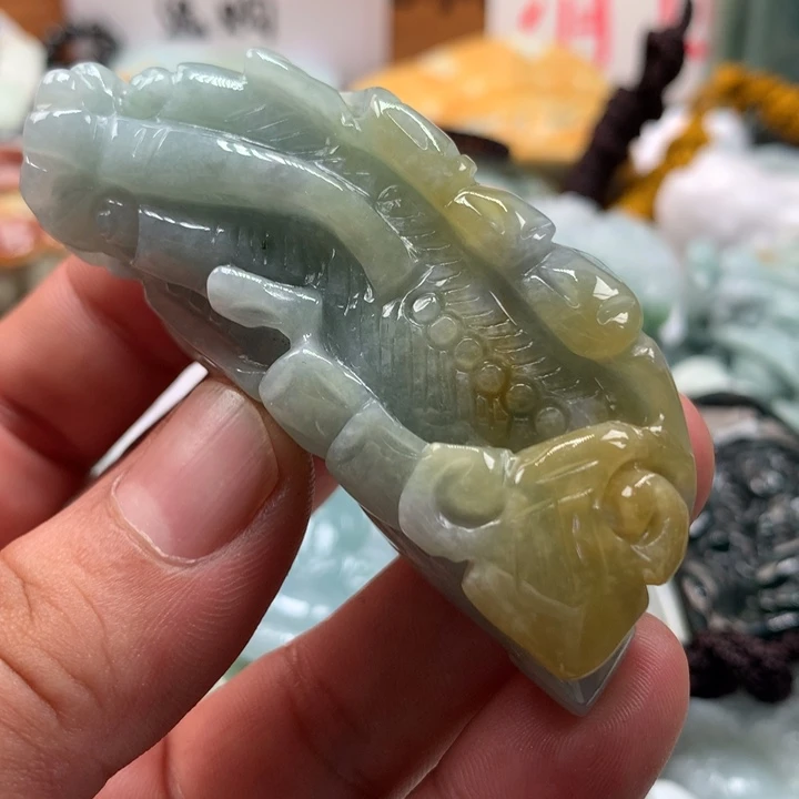 翡翠未镶嵌颈饰保真天然a货翡翠