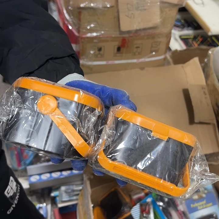 黄色红冲盒随机发两个