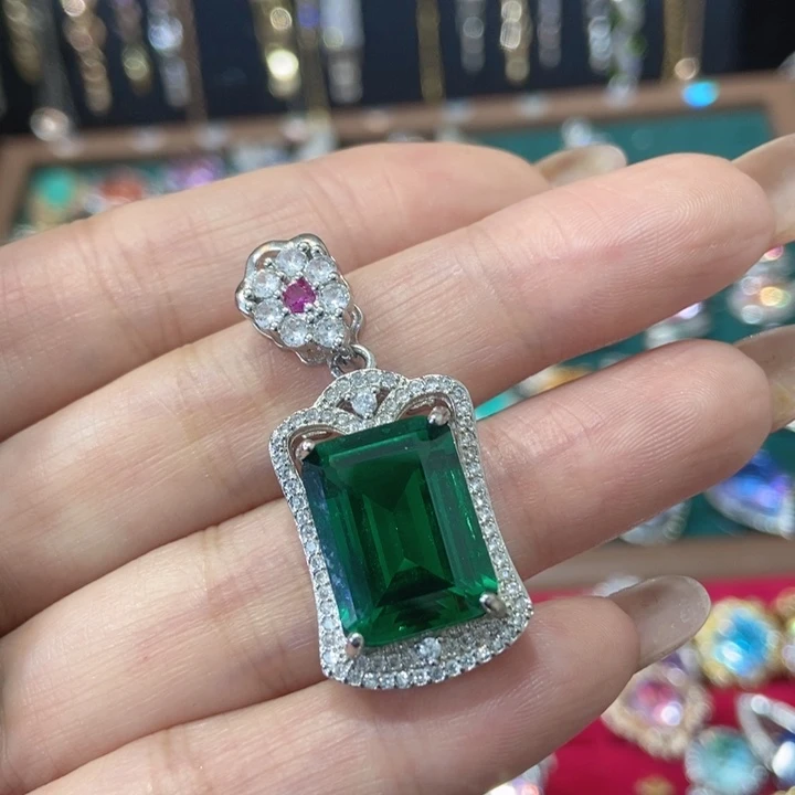 6锆石（处理）吊坠