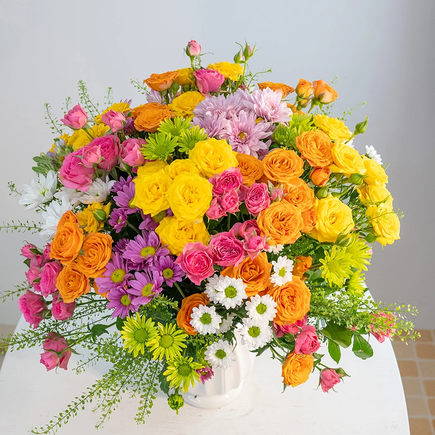 【宫崎骏的夏天】黄色多头玫3+芭比3+随机小菊3+苏菲1绿灵草蓝星花