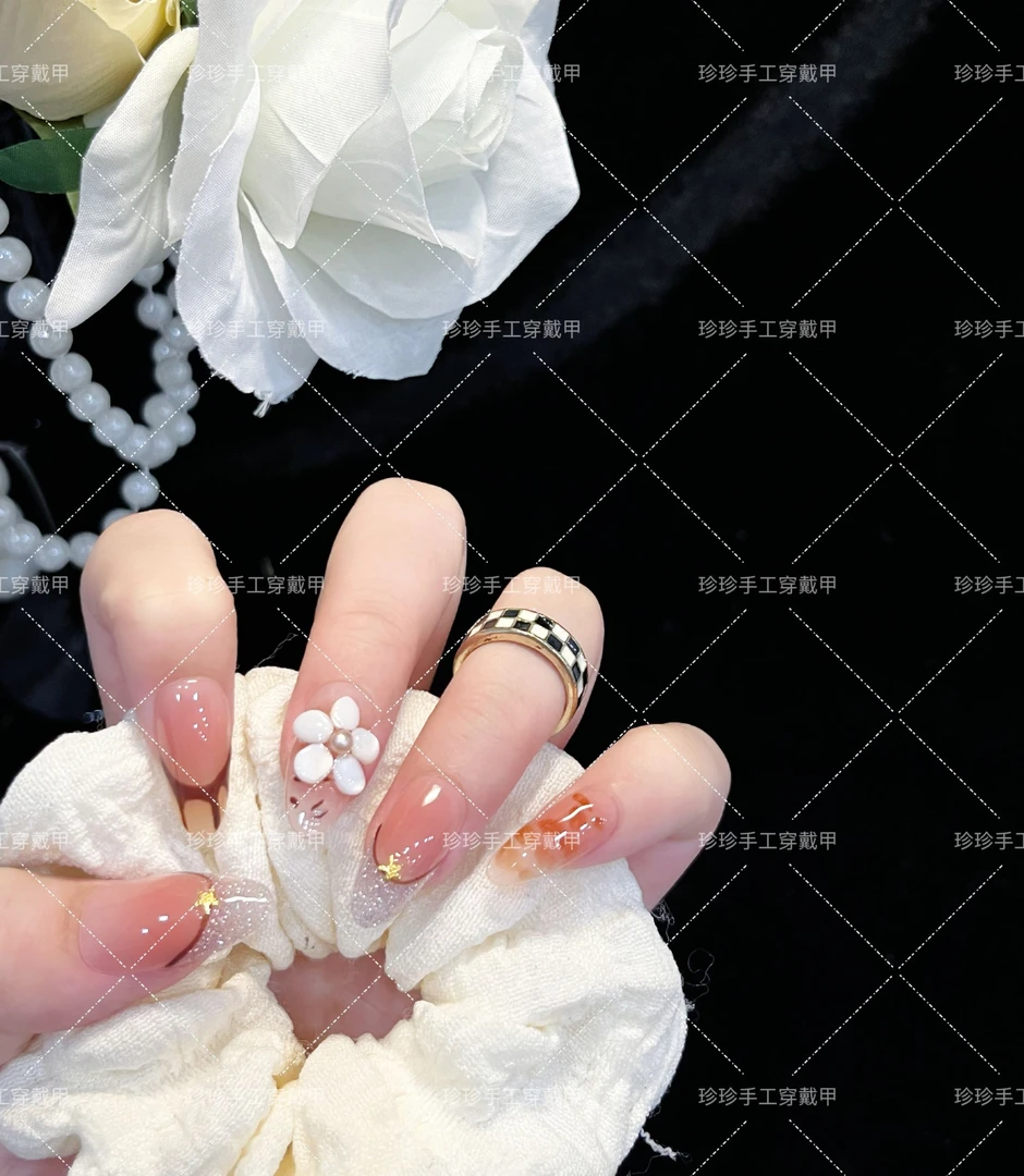 【拾贝花】珍珍手工穿戴甲小众设计款贝壳拼花豹纹碎闪法式美甲贴片