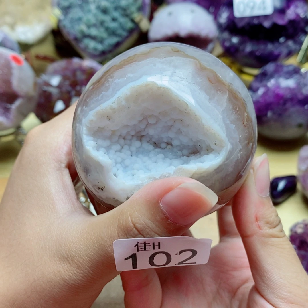 未镶嵌水晶大型摆件（非配饰）
