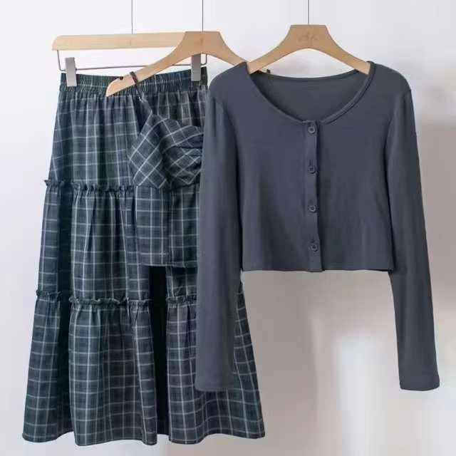 T338显瘦气质长袖洋气高腰短款时尚百搭套裙