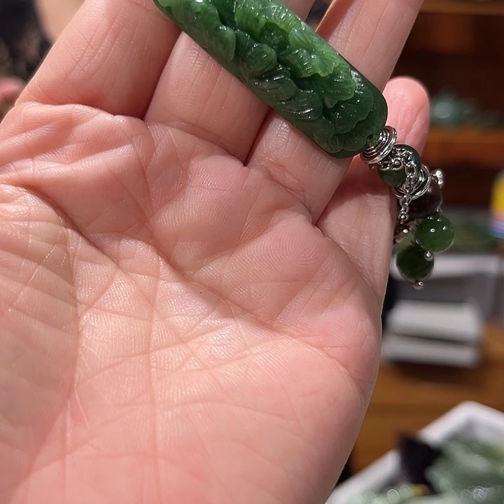 未镶嵌岫玉毛衣链