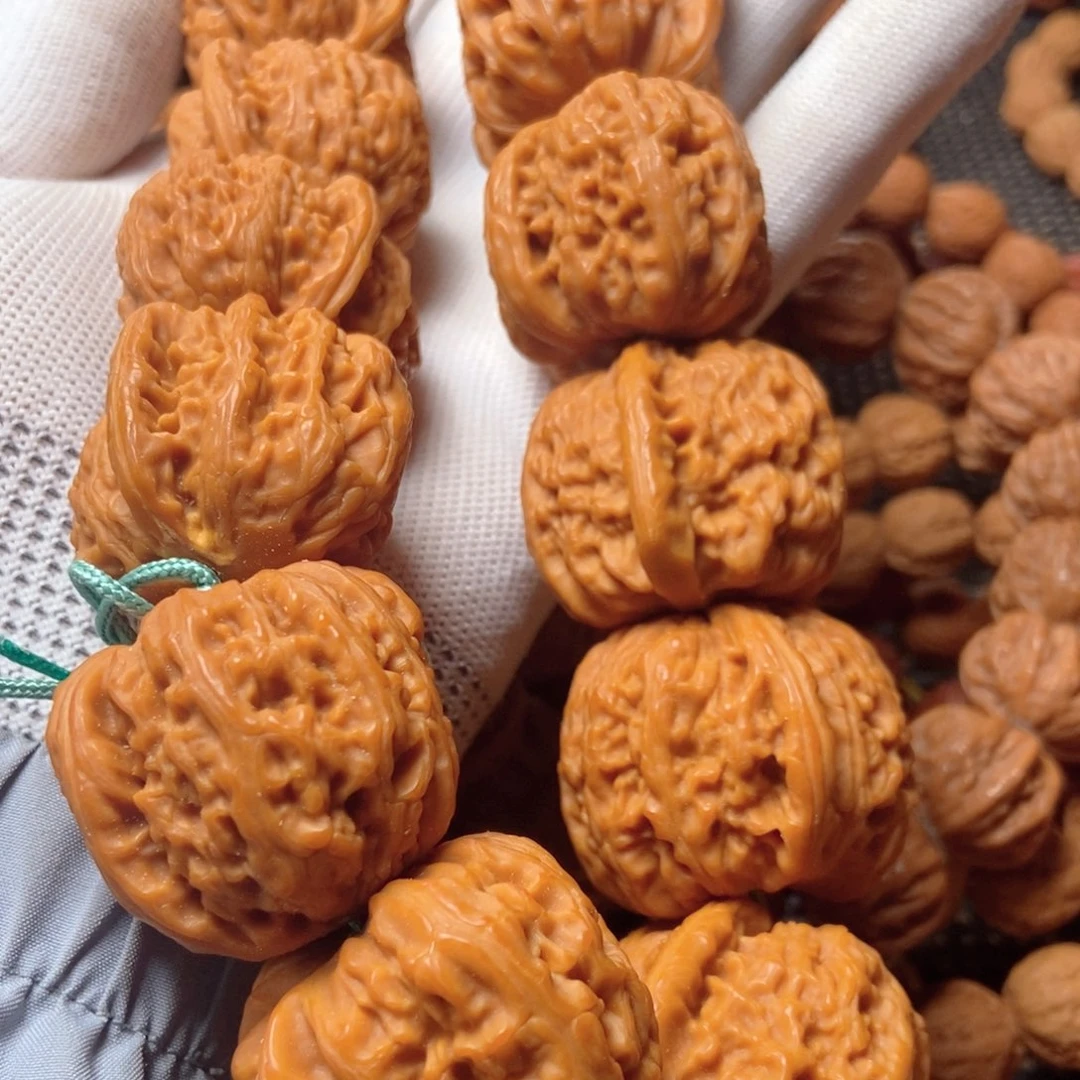 ༺***༻文玩核桃手串白狮子手持