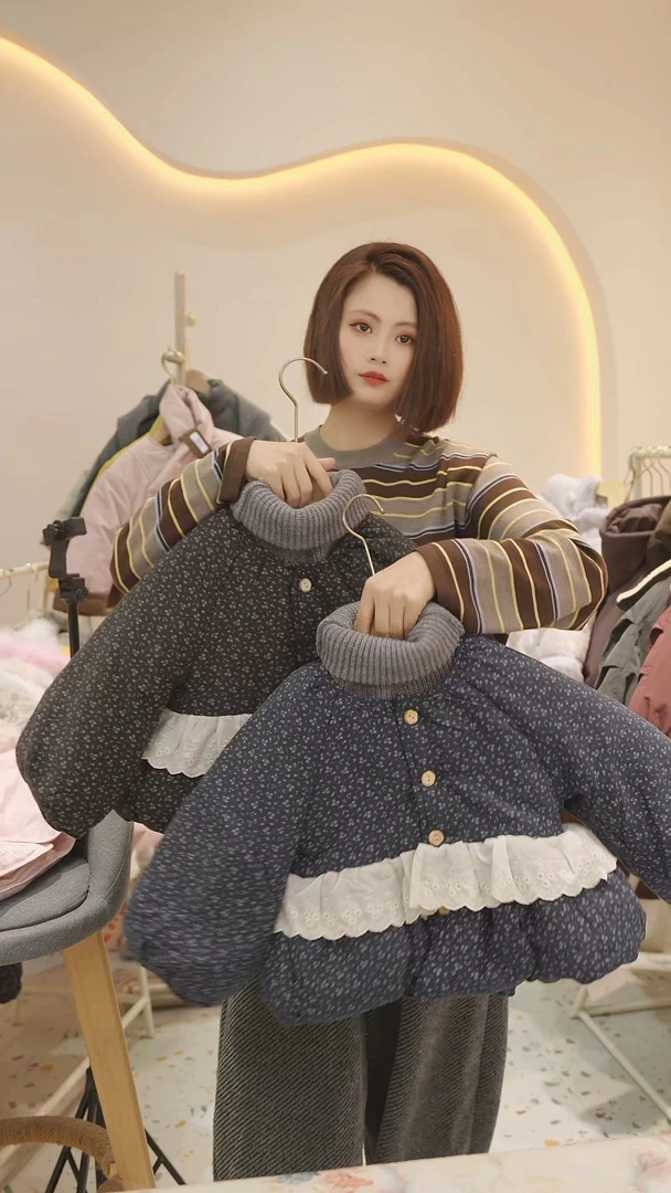 【带围脖】现货Q364女童冬季夹棉加厚碎花韩版外套