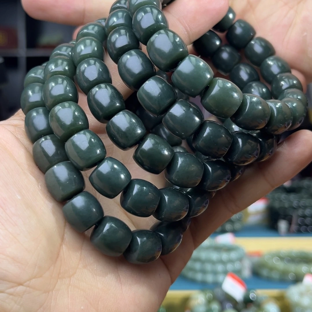 和田玉手串未镶嵌纯天然和田玉新疆沙枣青12多样性发其一