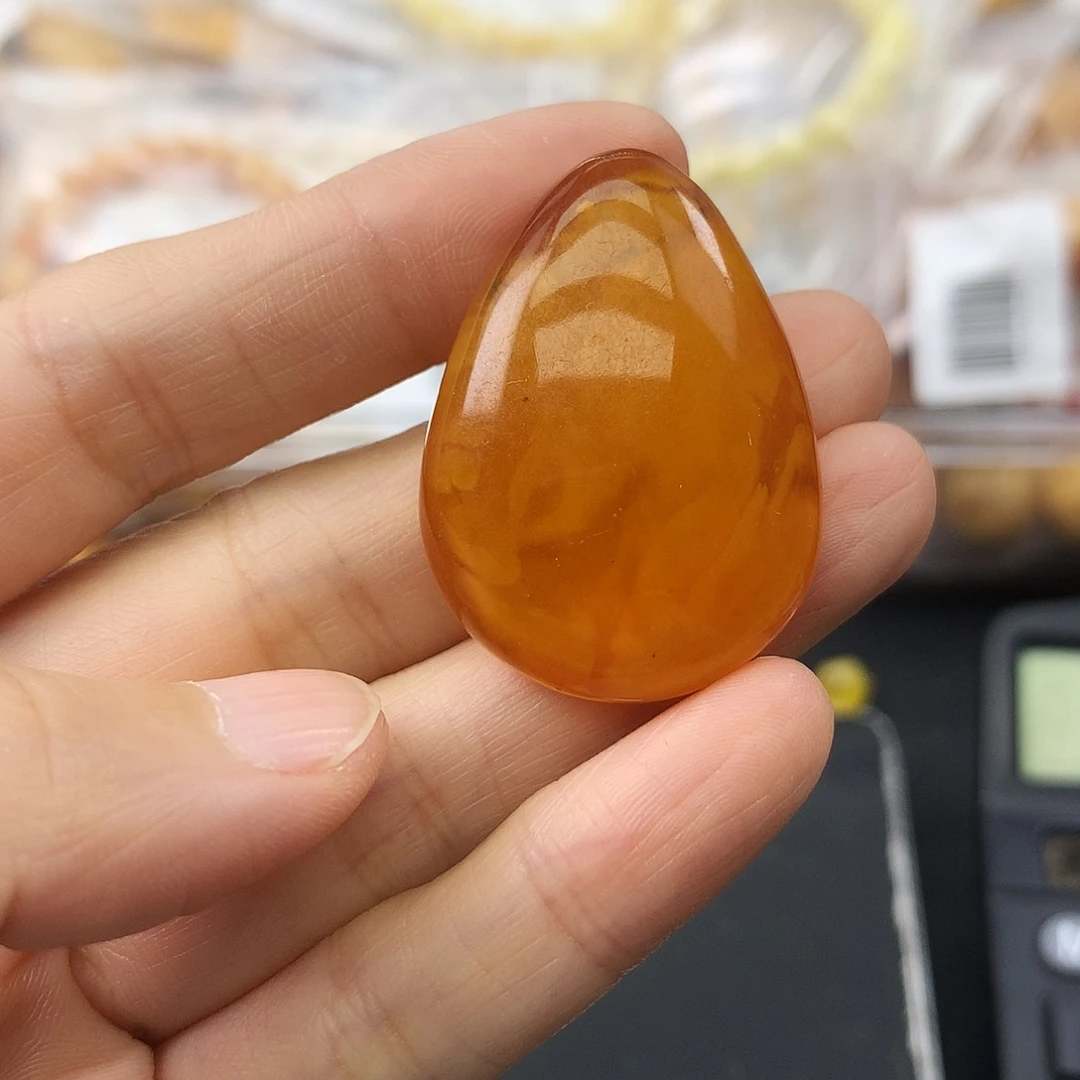 琥珀未镶嵌珠宝奇石