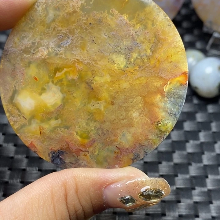 【闪购商品】玛瑙/玉髓颈饰未镶嵌馨***店