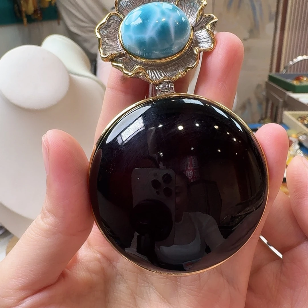 琥珀未镶嵌颈饰吊坠