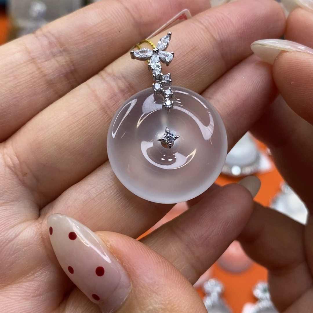 颈饰银S925镶嵌石英质玉平安扣