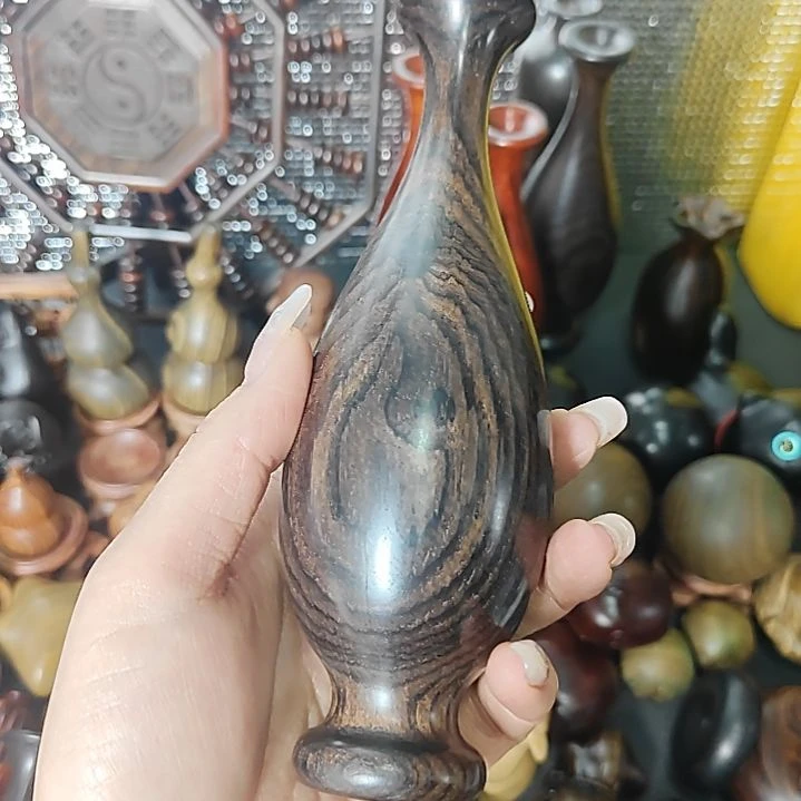 檀香紫檀（小叶紫檀）珂**查