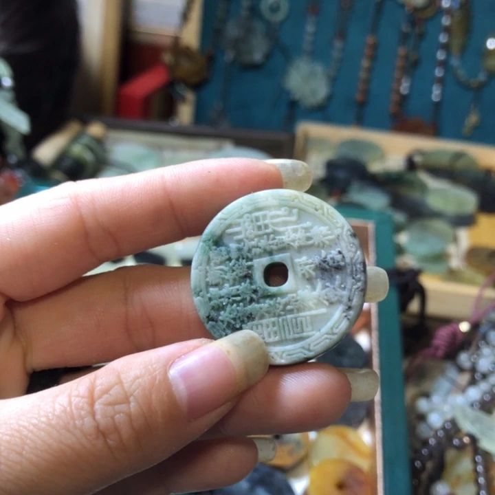 岫玉未镶嵌岫玉挂件