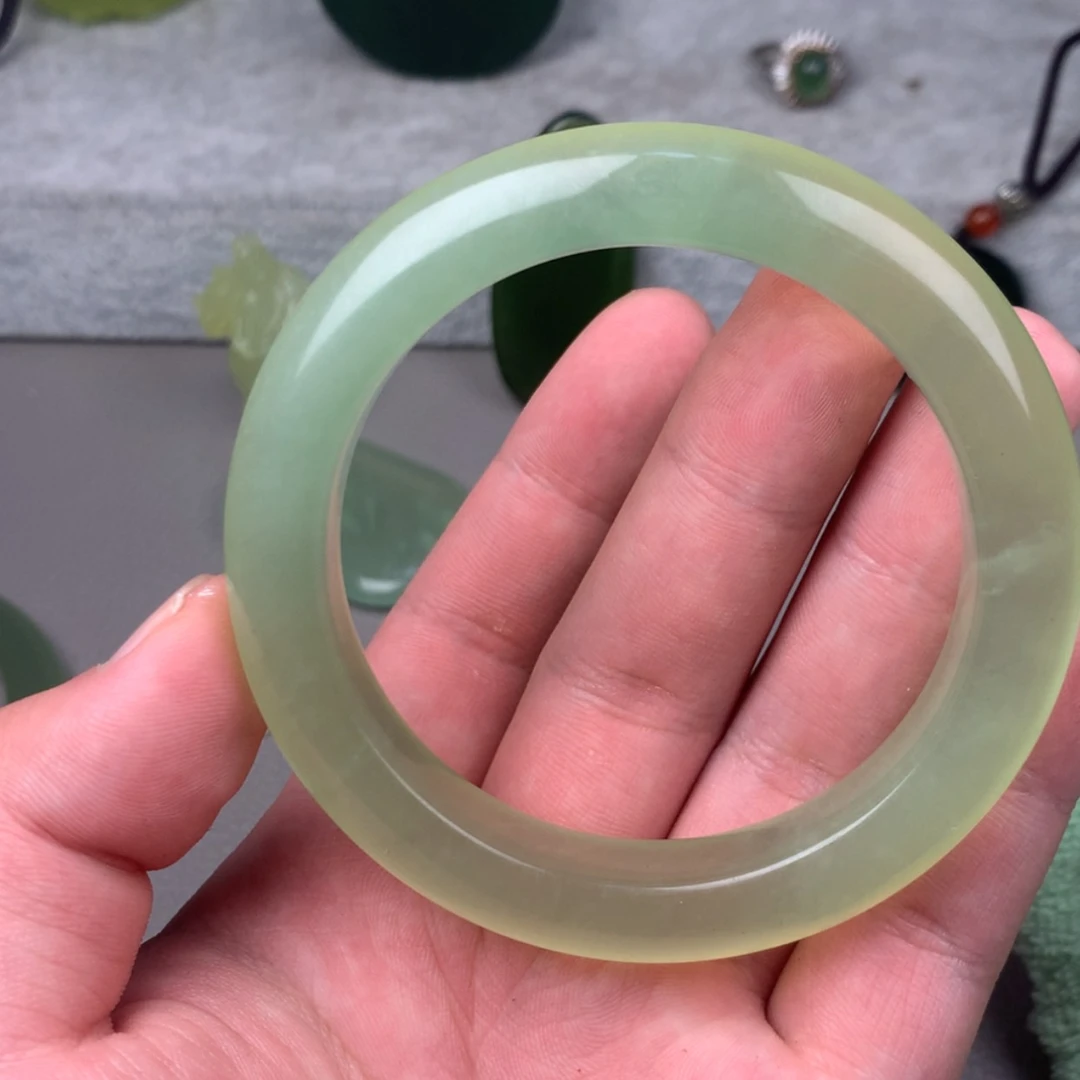 【闪购商品】未镶嵌蛇纹石玉岫玉60
