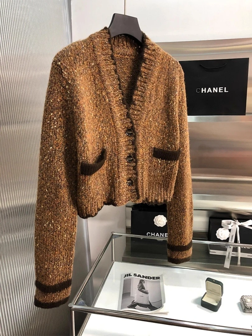 小香风长袖毛衣外套女开衫秋季新款设计感小众复古V领毛针织上衣