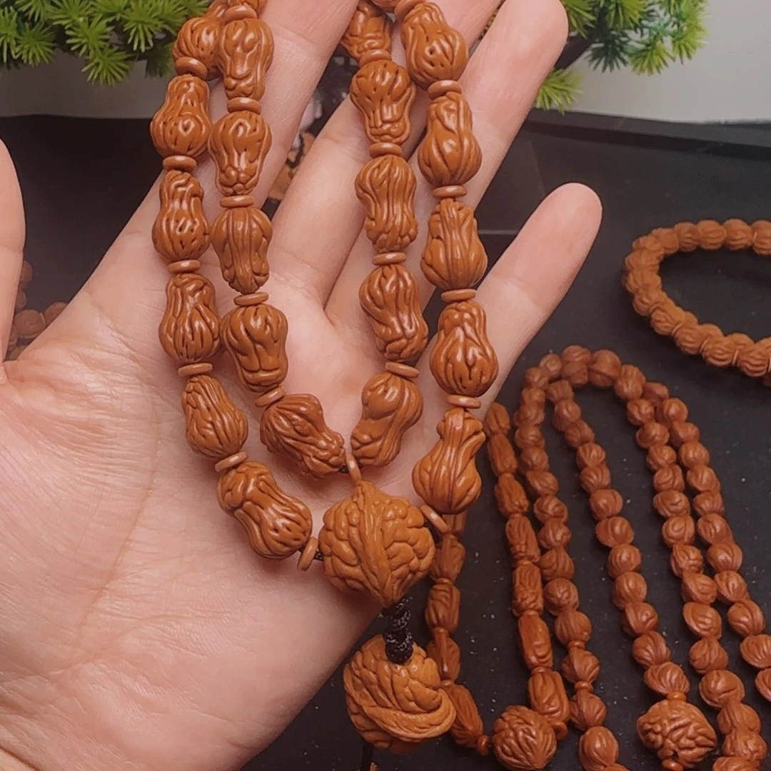 文玩核桃吊坠龙纹桃核