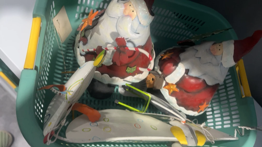 微瑕 小磕 冰裂纹 看好再拍谢谢 二十包邮陶瓷摆件